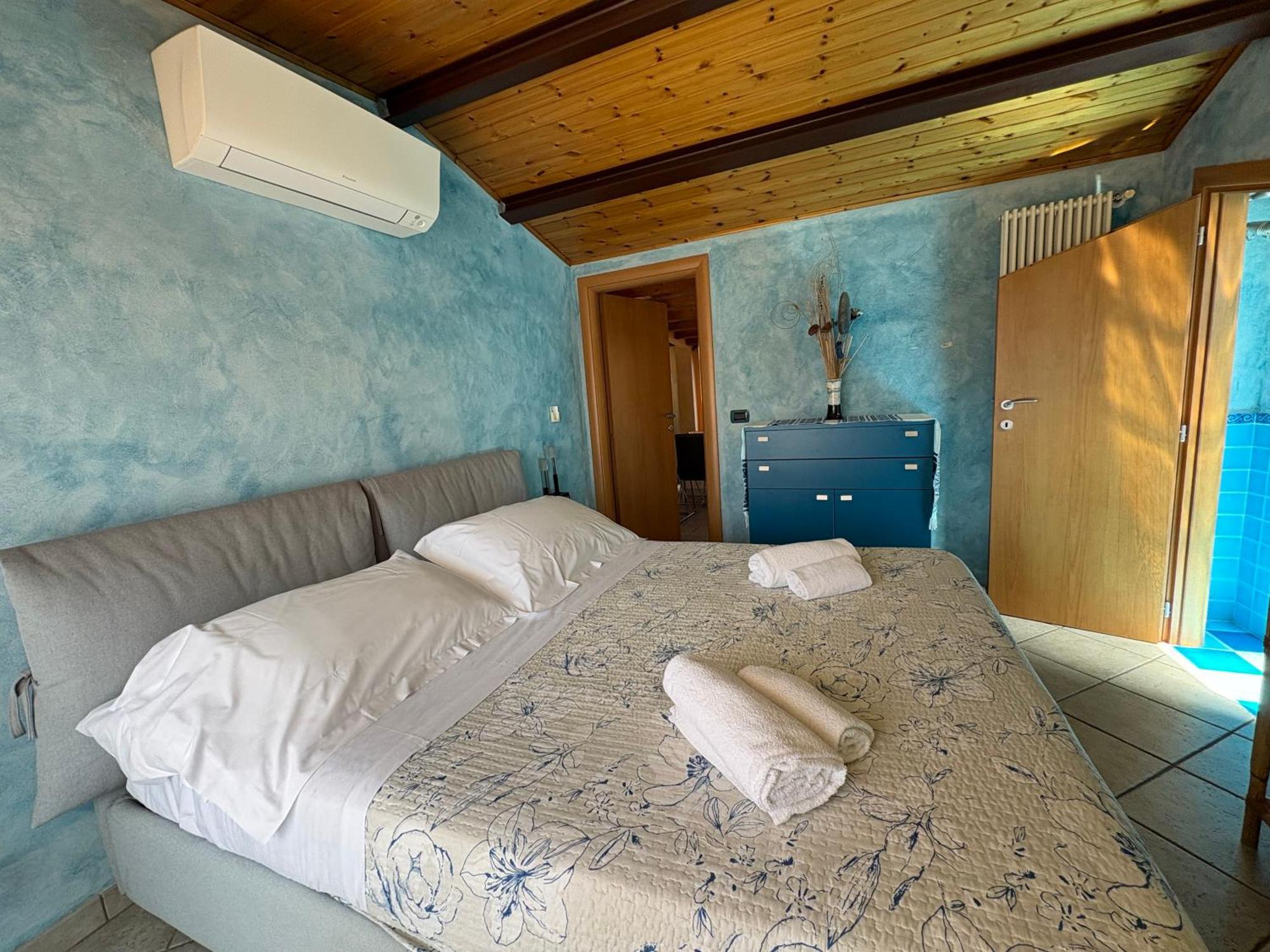 Torri Apartment *