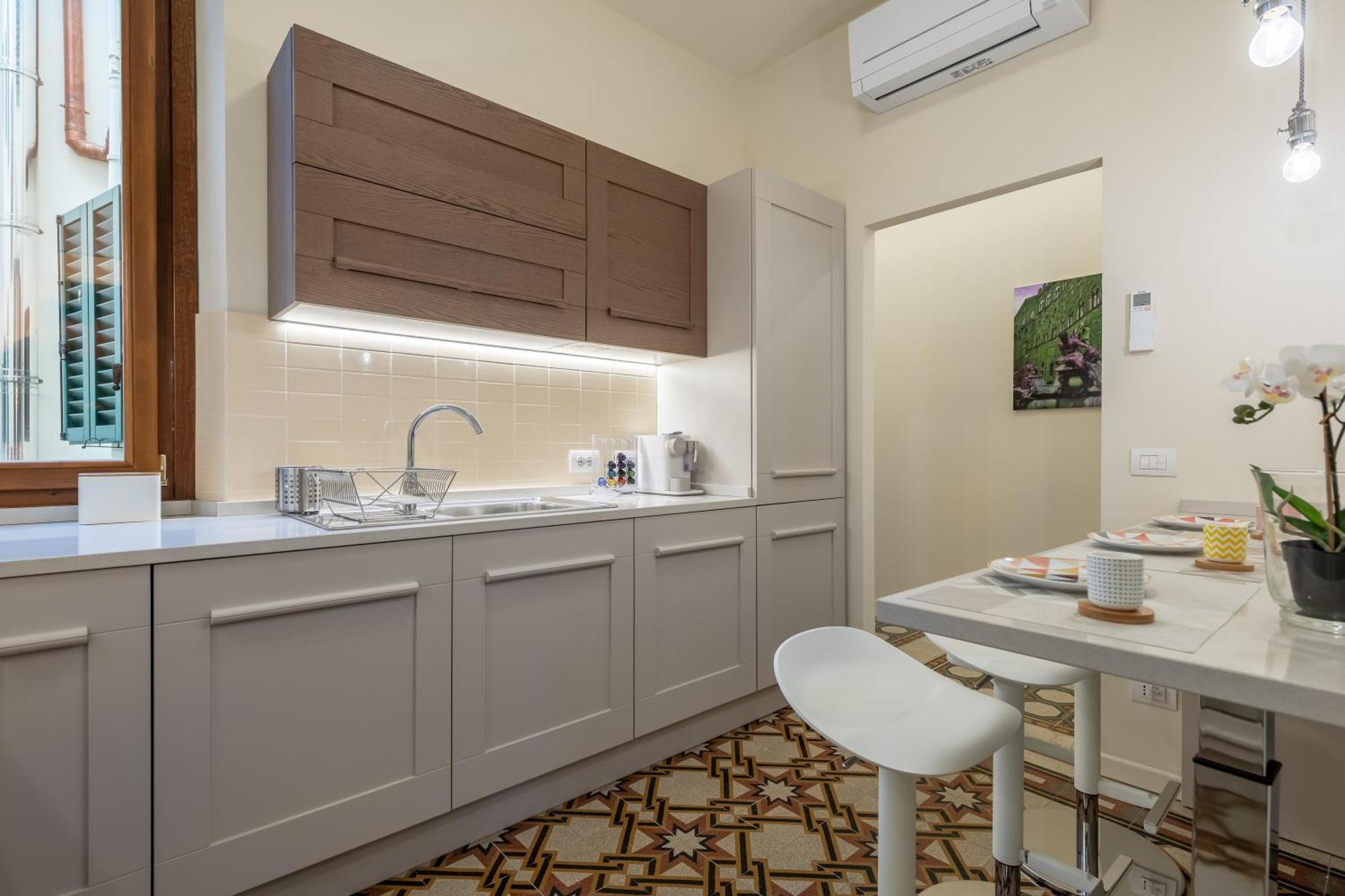 Charming Vico Apartamento