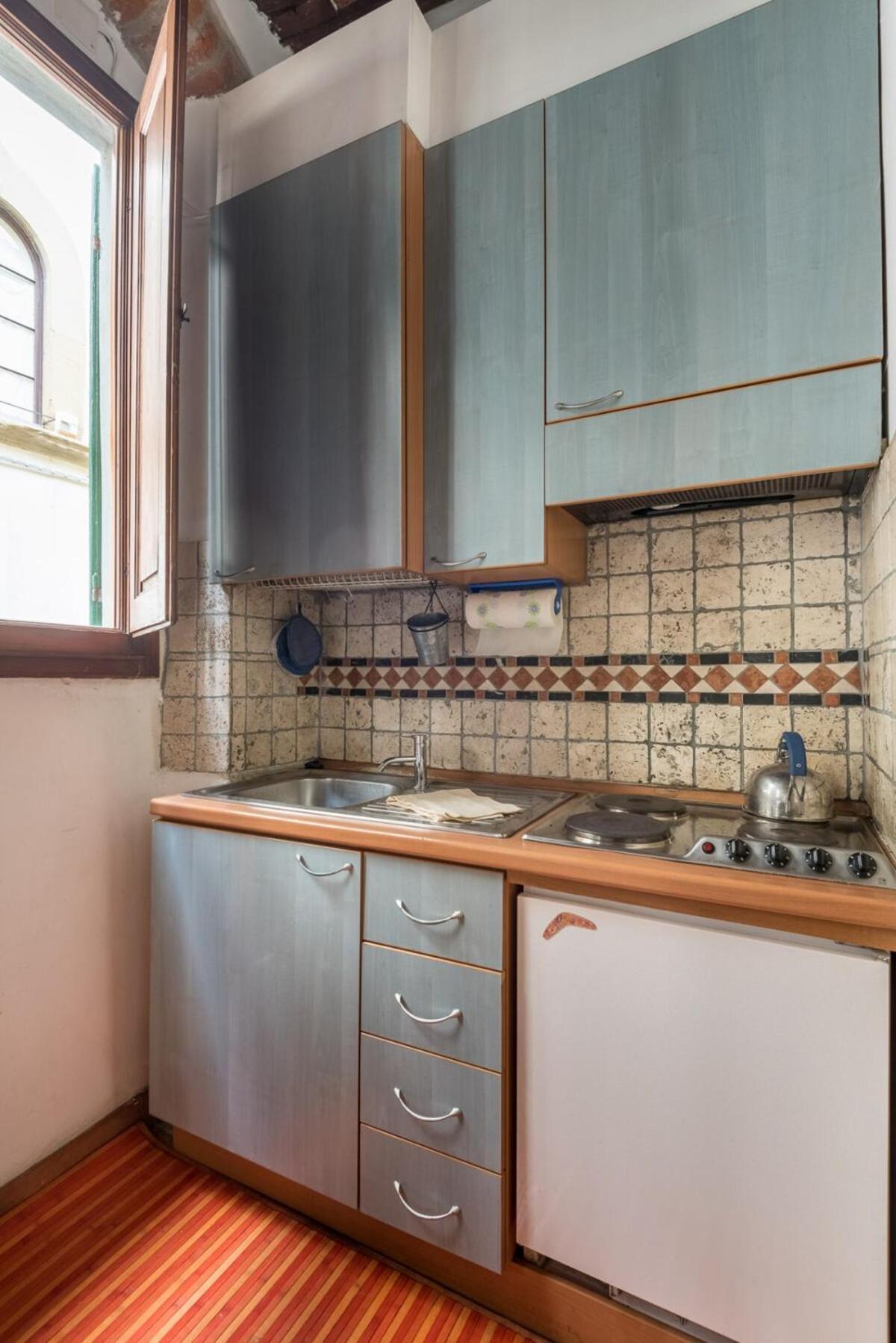 Appartement And Comfortable In *