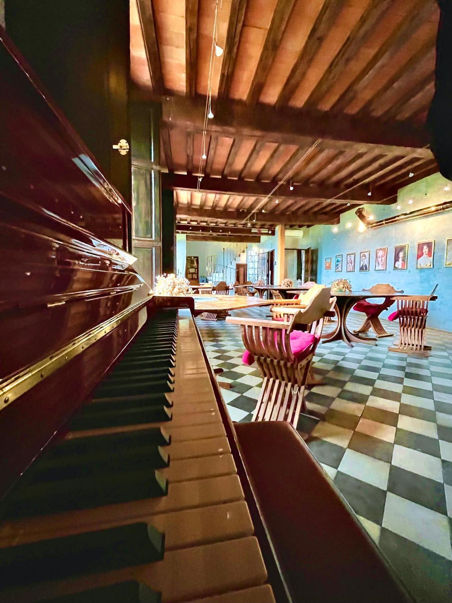 Bed & Breakfast Castello Di Montalbano
