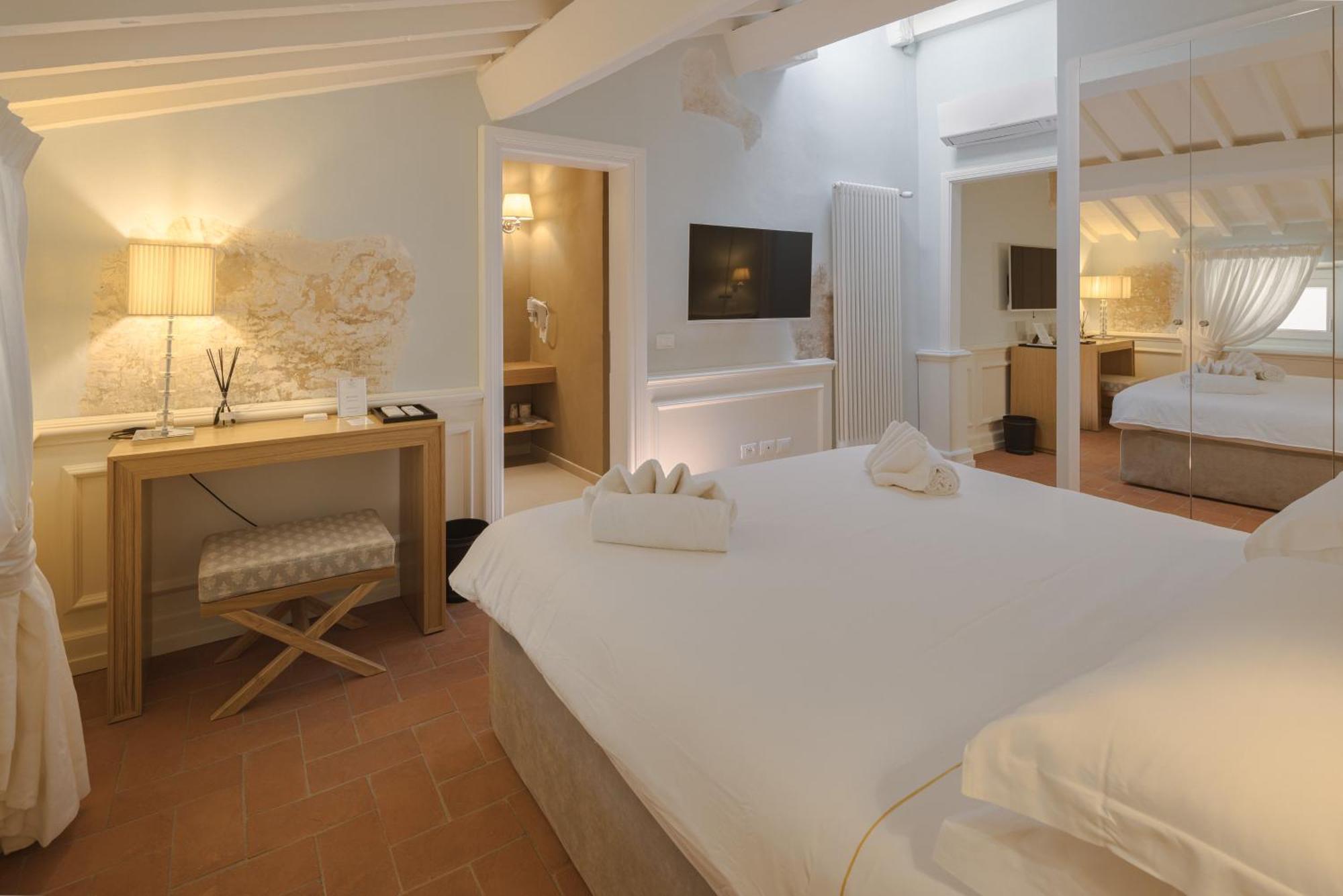 Relais Condotta Guest house 4*