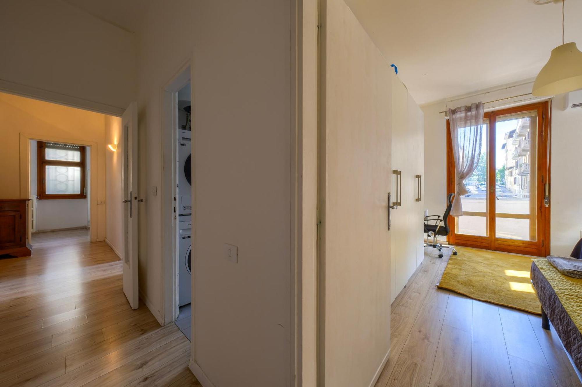 Show Me 2 Bedroom Duomo & Airport Tram Lejlighed *