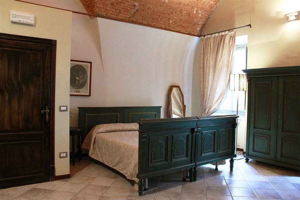 Accademia House