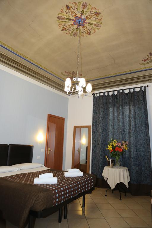 Gasthuis Adelaide House 2*