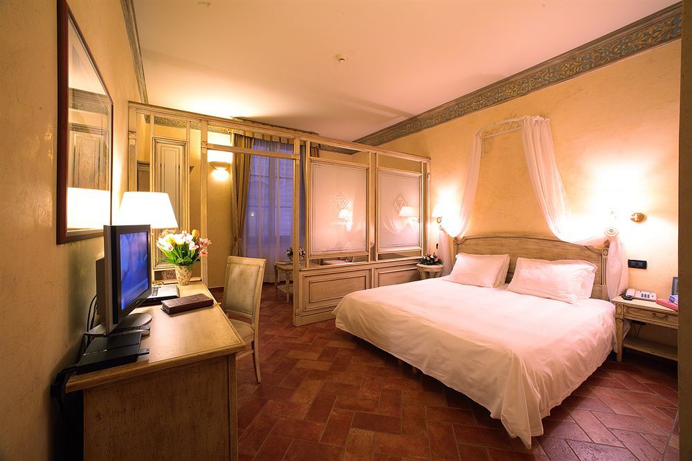 Davanzati Florence