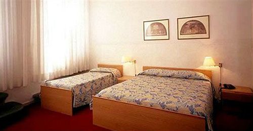 Centro Hotell 2*