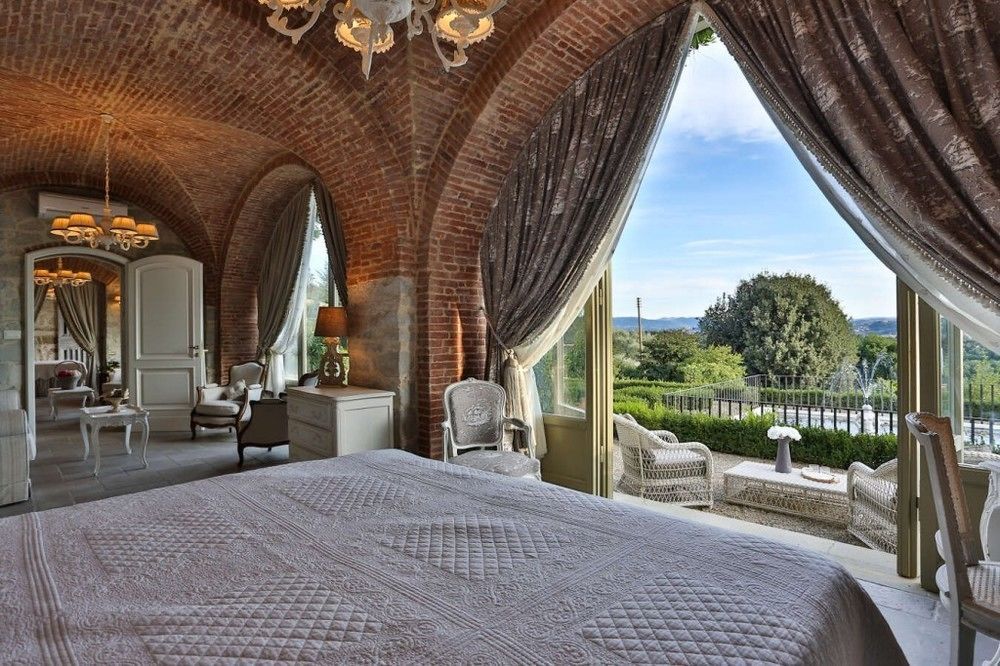 Le Fontanelle - Residenza D'epoca Hotel 4*
