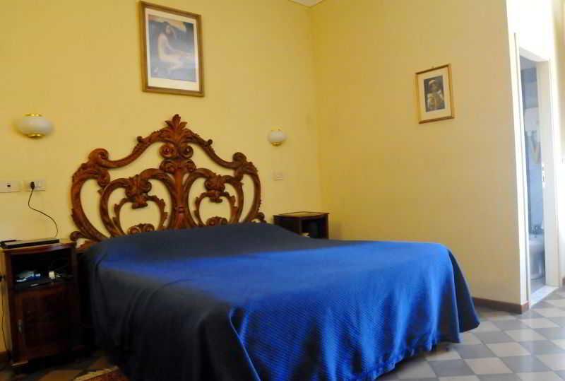 Bellevue House Gæstehus 3*