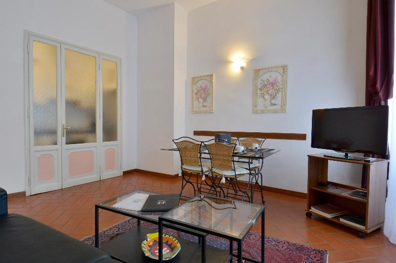 Hemeras Boutique House Dante Hotell 4*