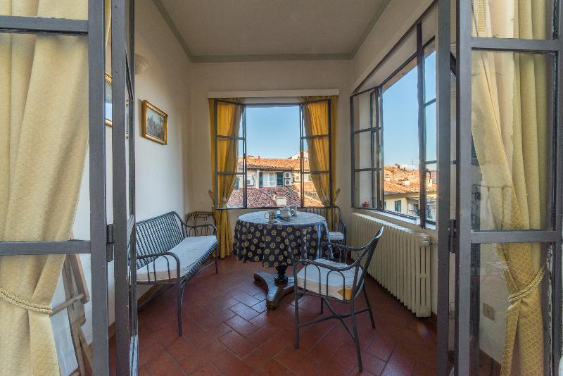 Hemeras Boutique House Dante Hotell 4*