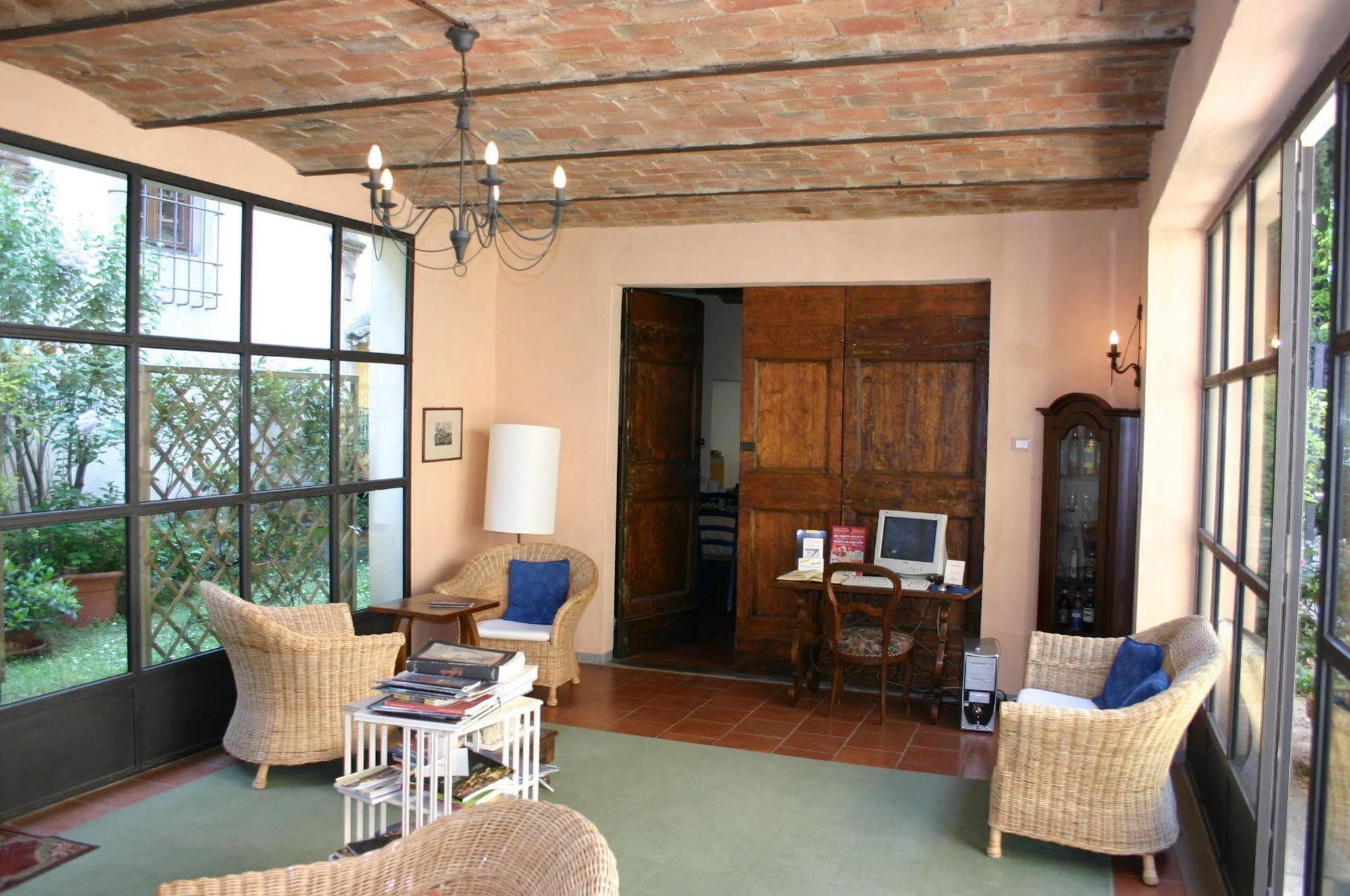 Gasthuis I Parigi Corbinelli Residenze 4*