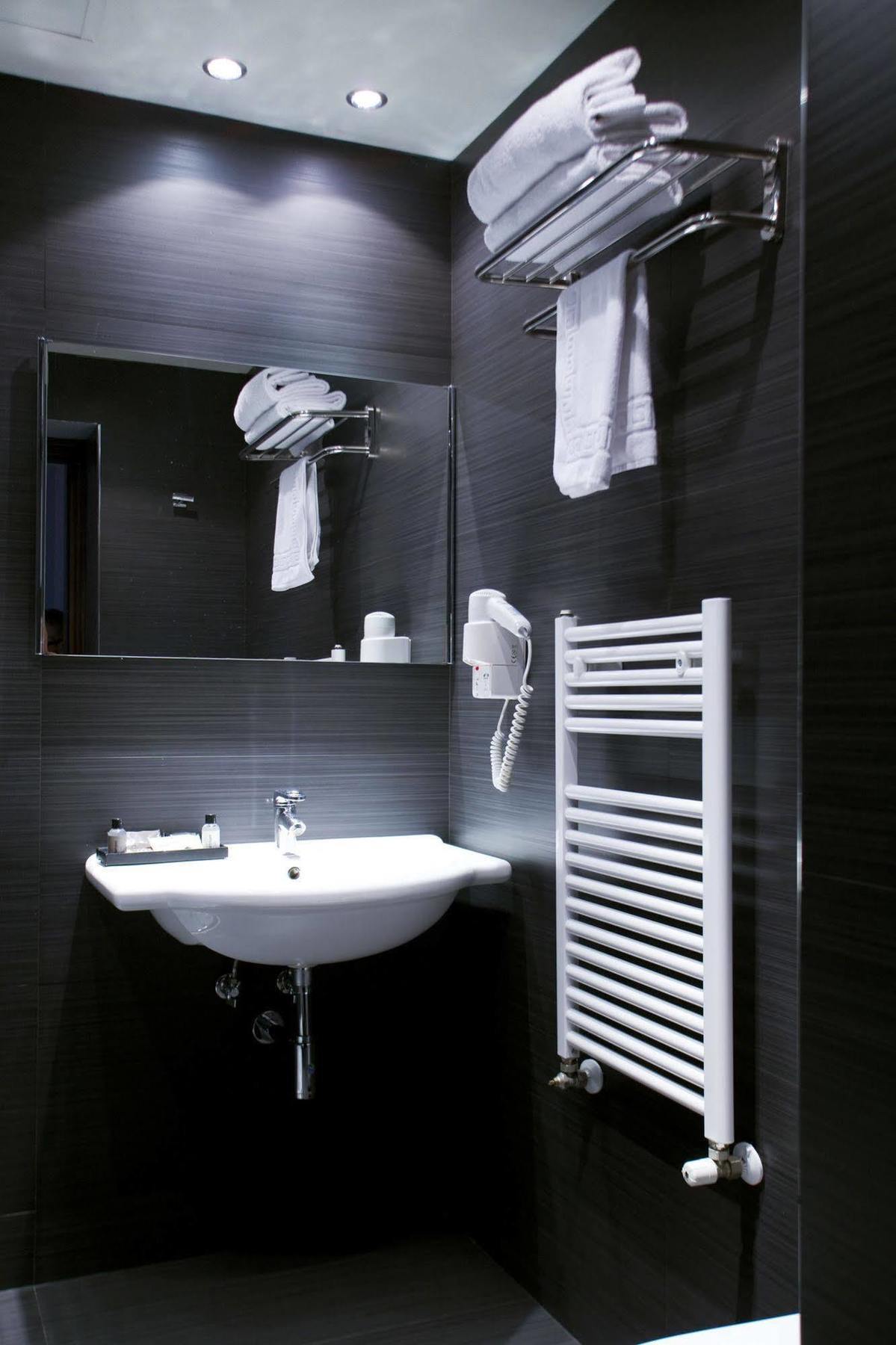 Hotel C-hotels Club 4*