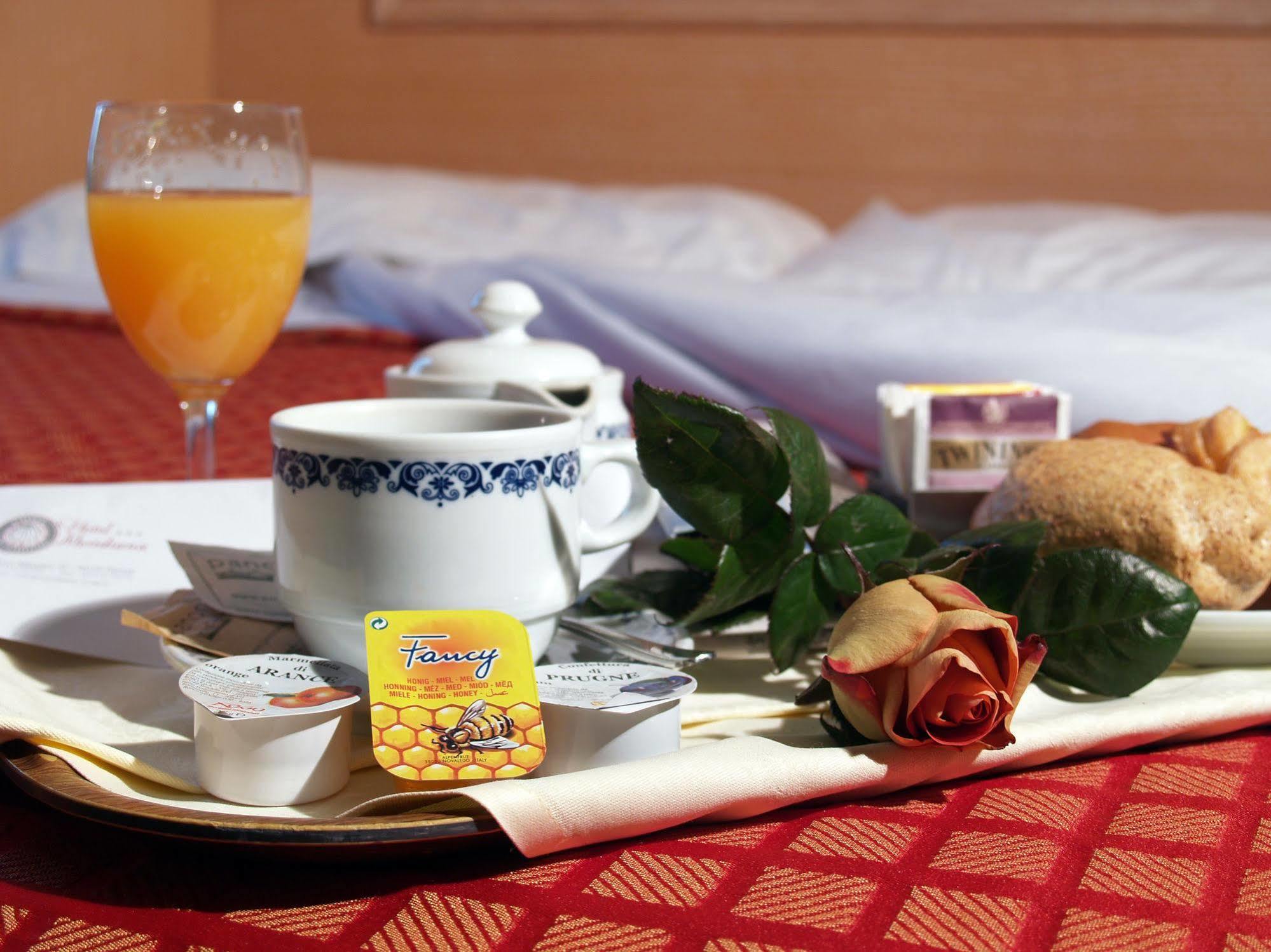 Meridiana Hotel 3*