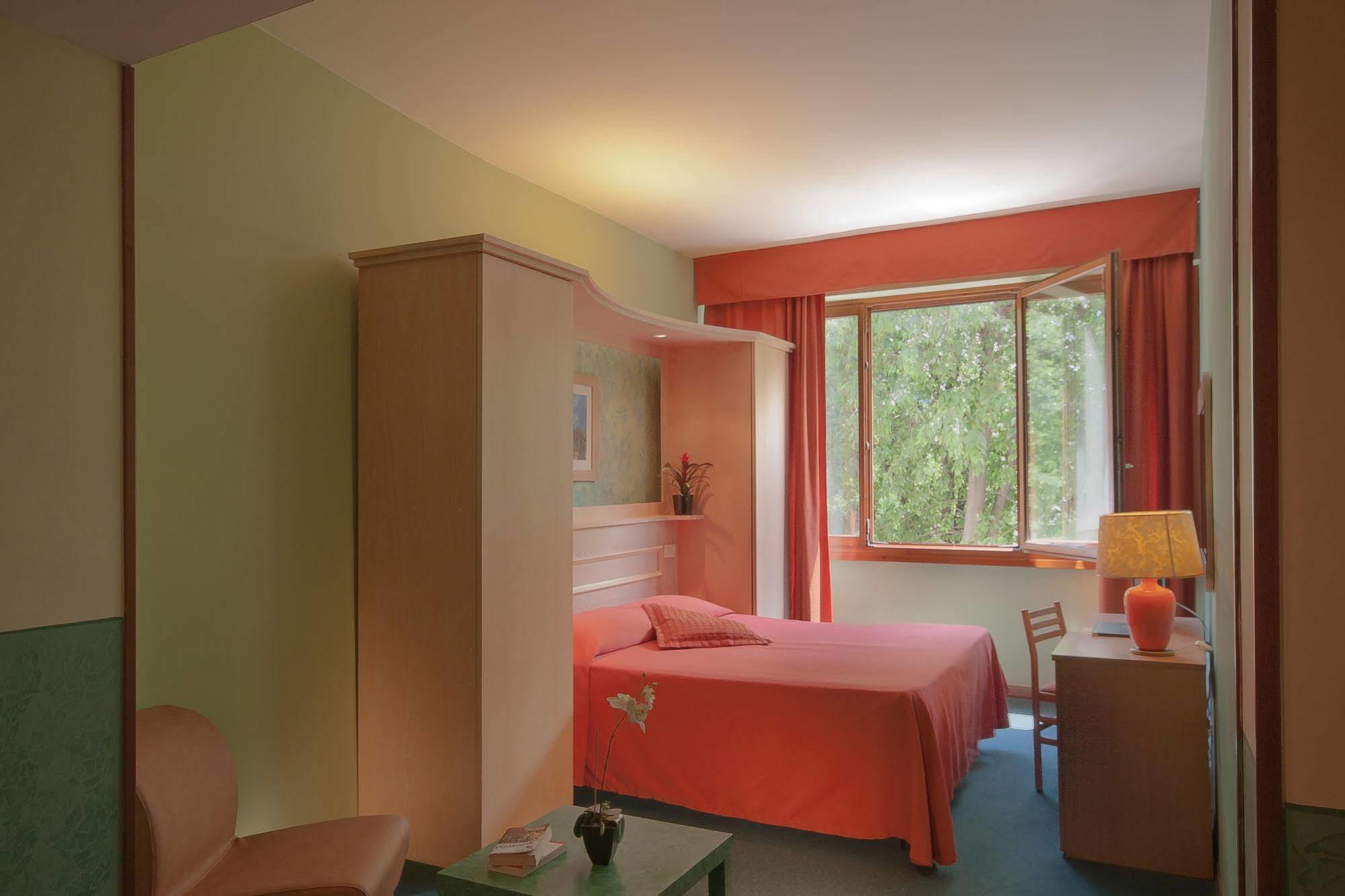Hotel Meridiana 3*