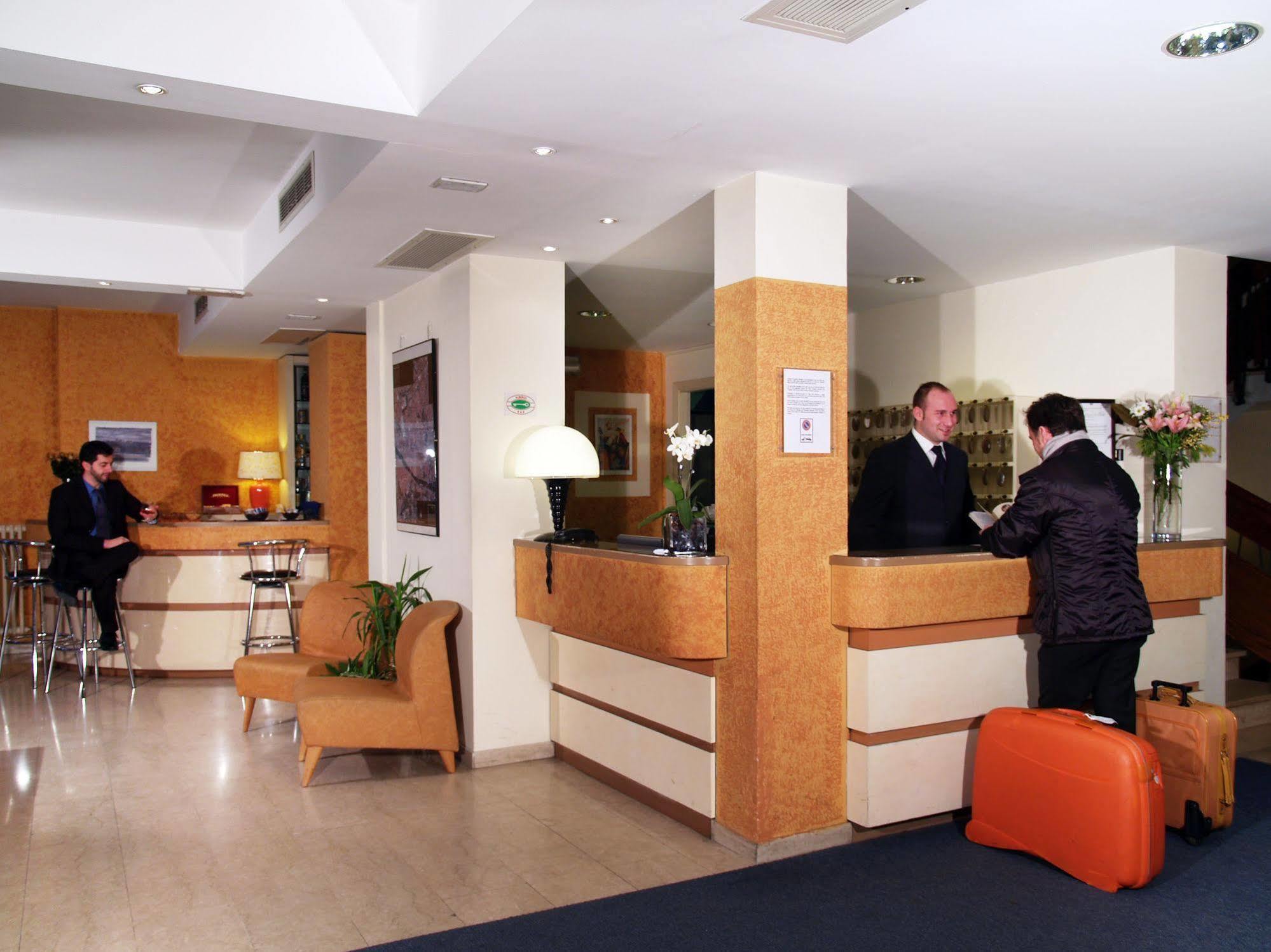 Hotel Meridiana 3*