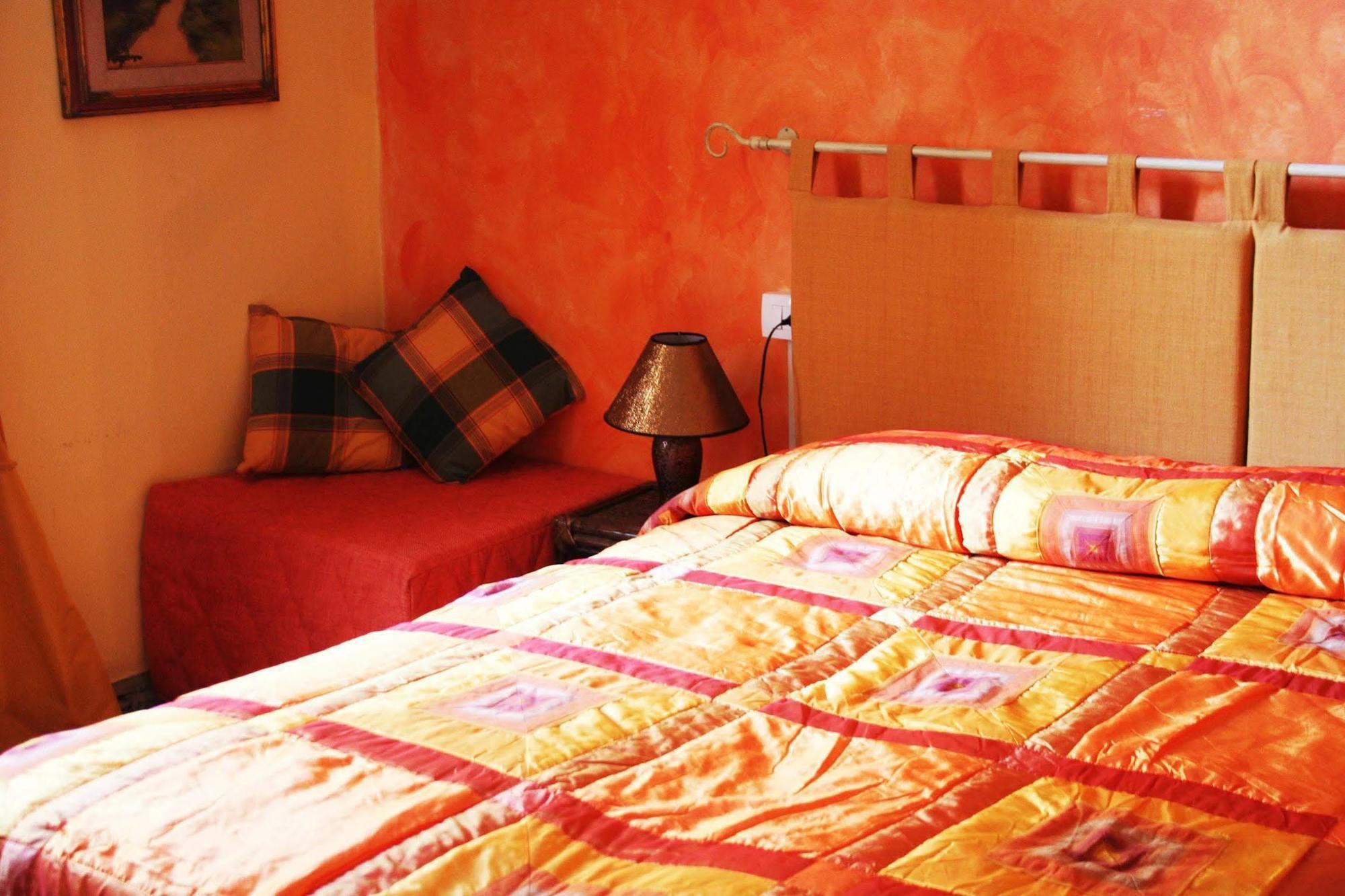 Casa de hóspedes A Casa Di Virgilio 3*