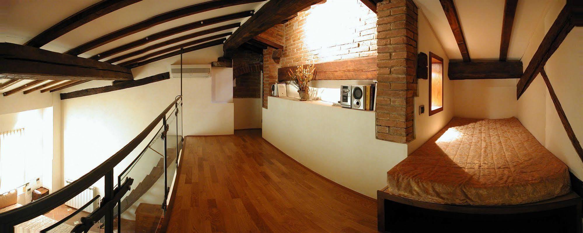 Residenza D'epoca In Piazza Della Signoria Acomodação com café da manhã  2*