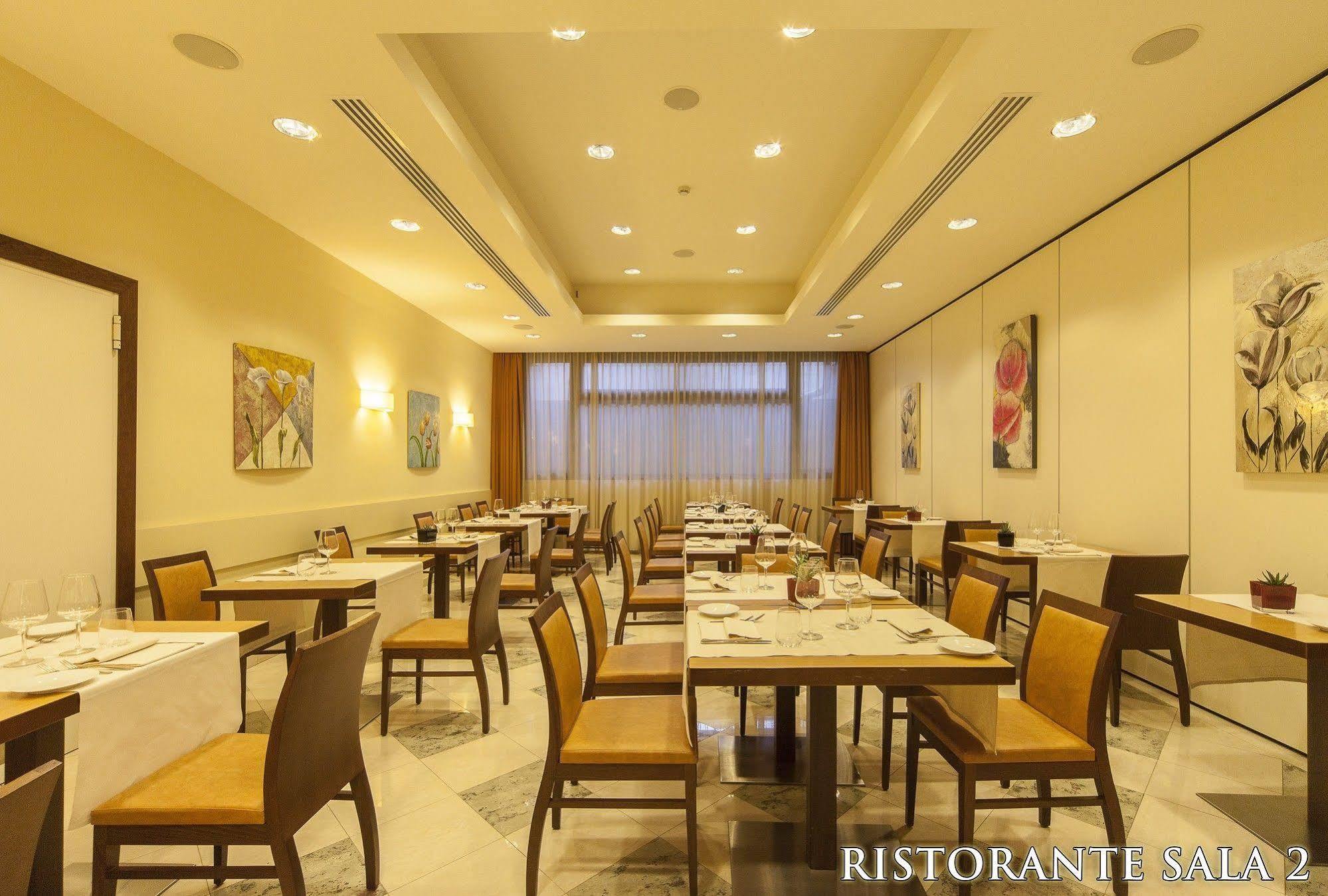 Nilhotel Hotel 4*