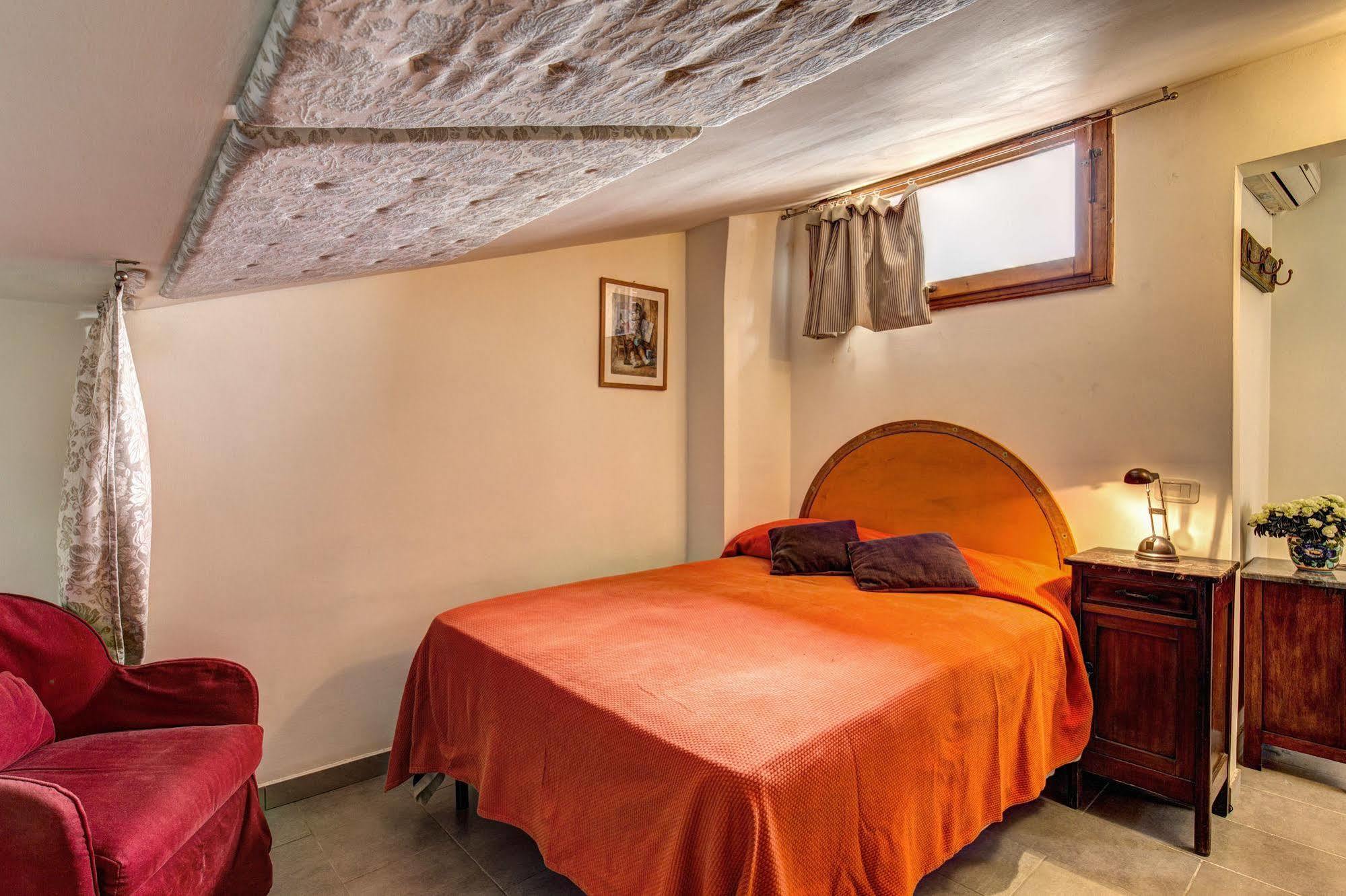 Affittacamere San Giovanni 3*