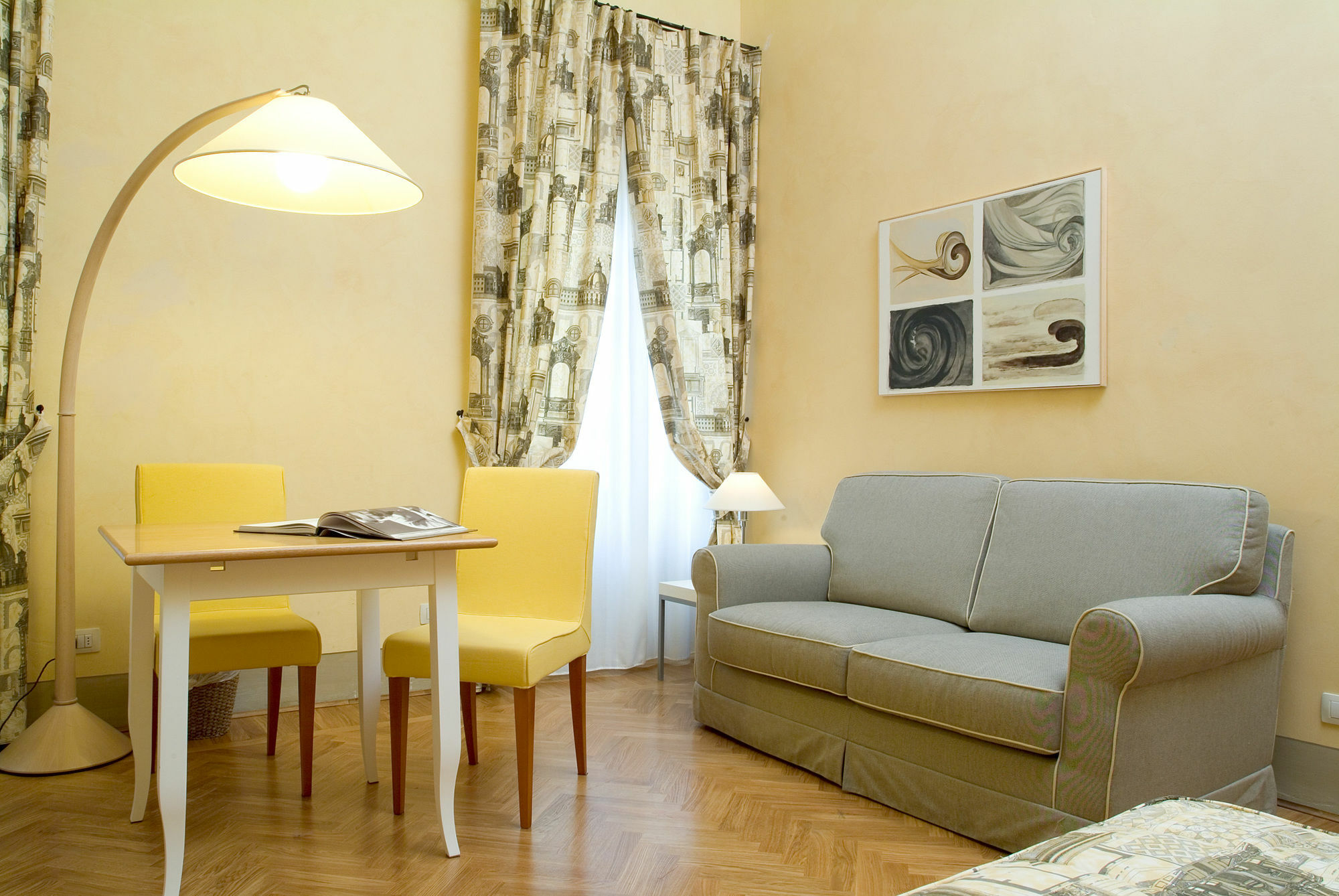 Piccolo 4* Firenze