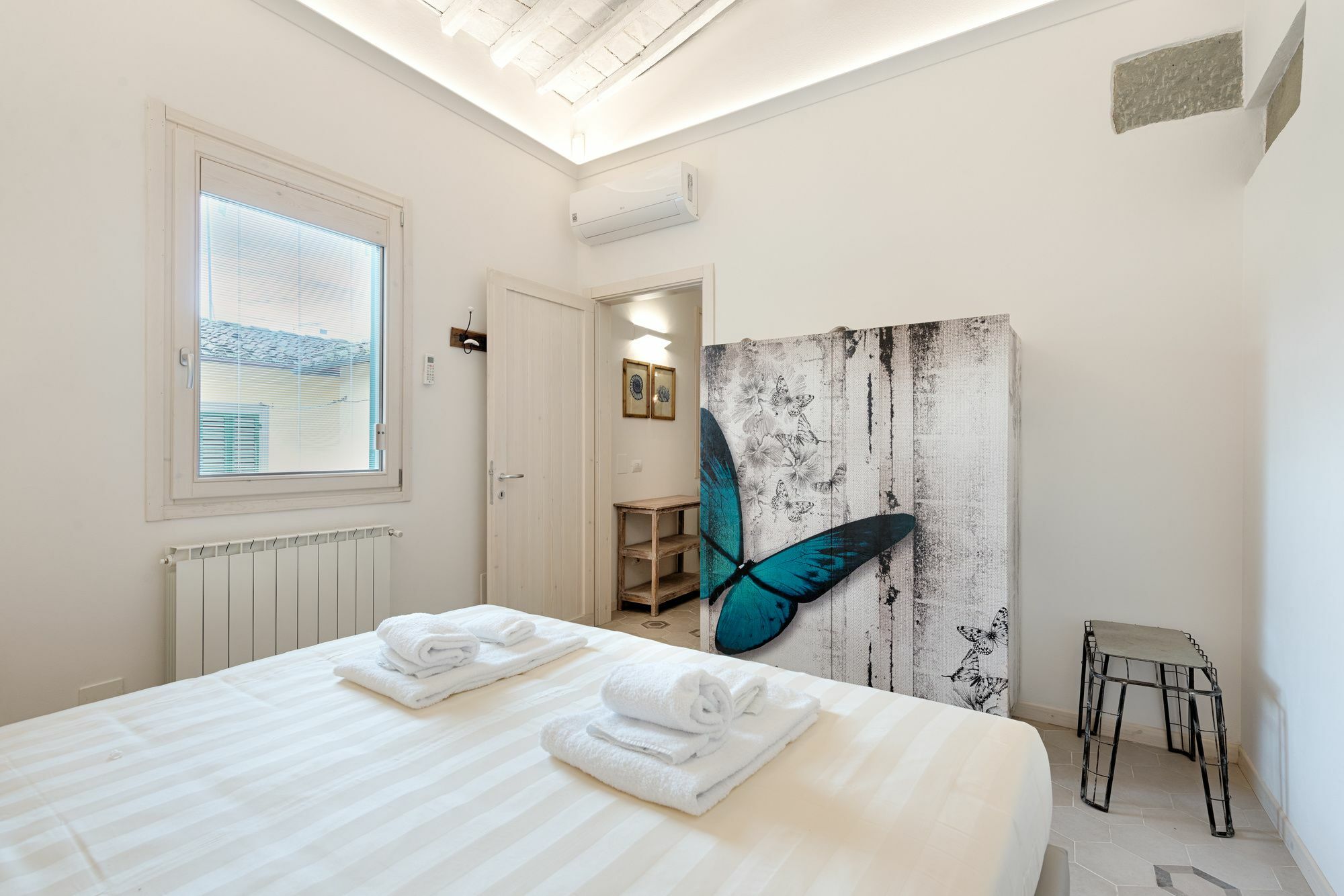 Giglio Oro By Mmega Florence