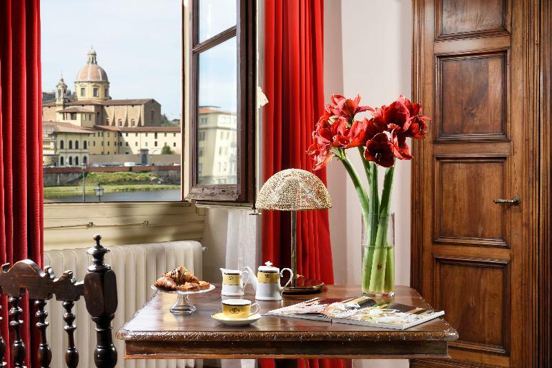 Leone Blue Florence