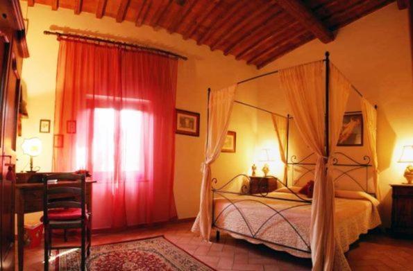 La Torricella Couette-café 3*
