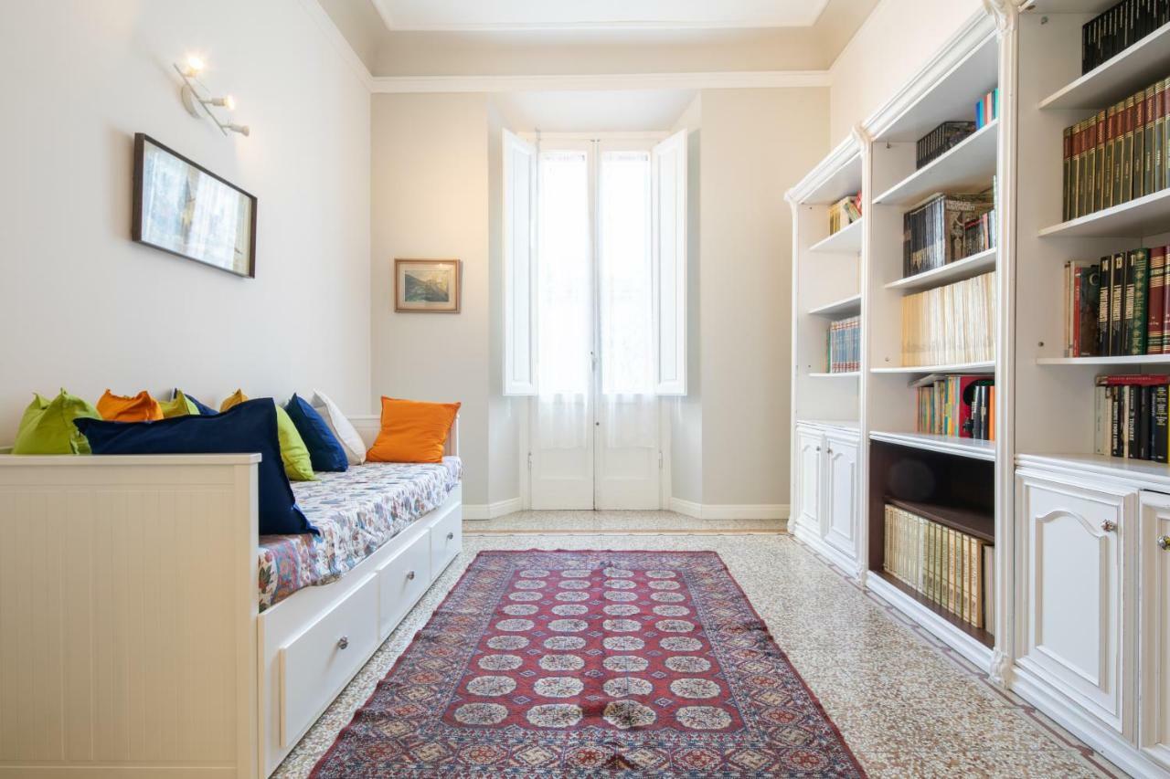 Santa Maria Novella 4 Bedrooms By Mmega Apartamento