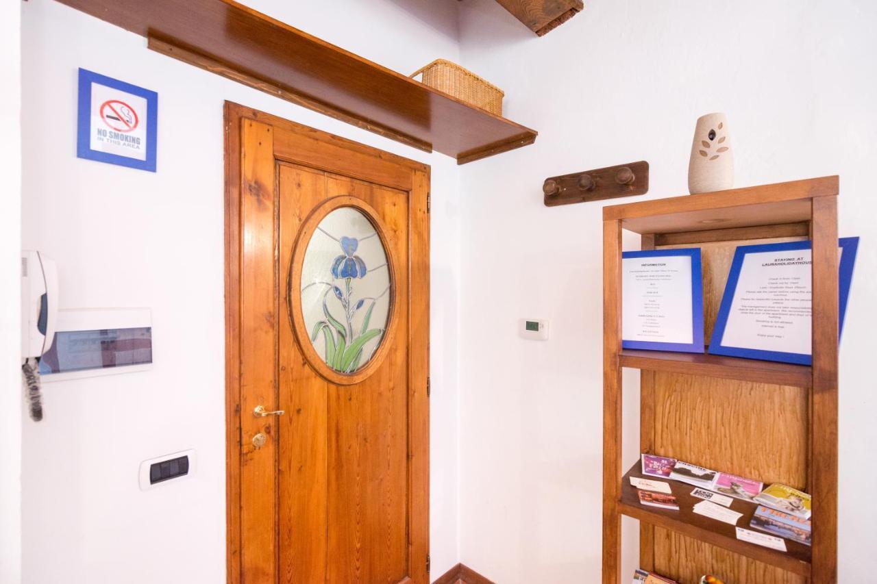 Laura House Florence