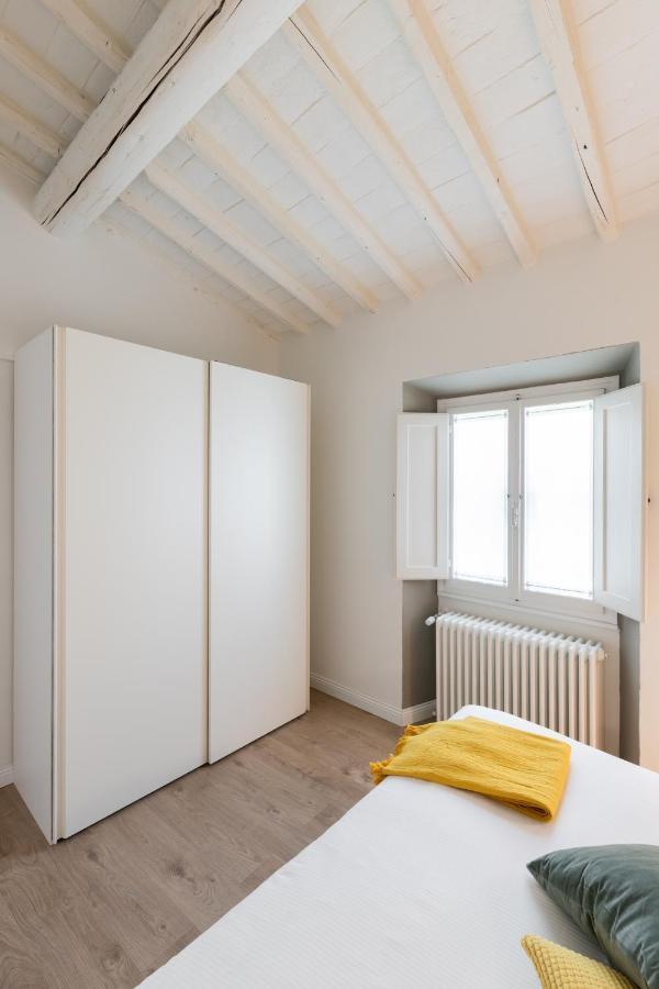 Living Walls Appartement *