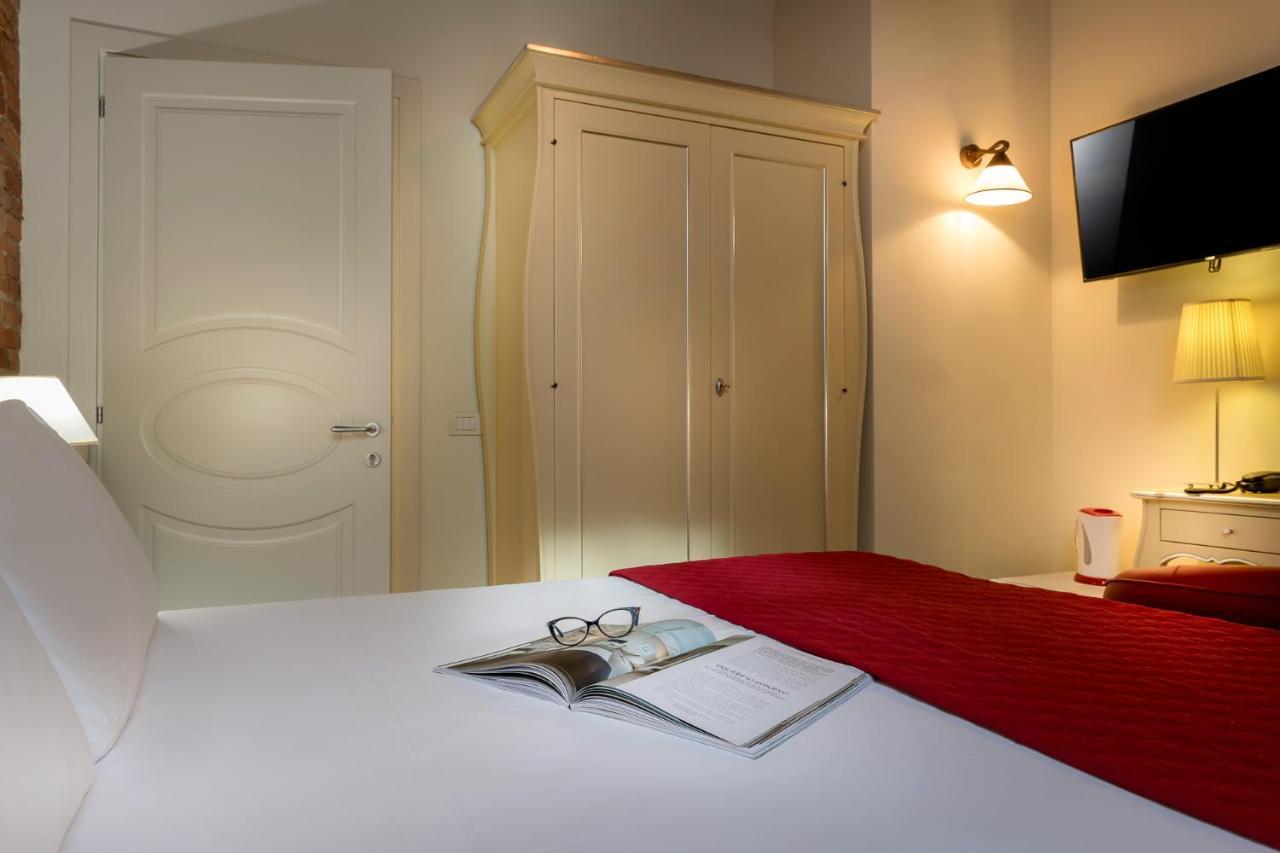 Gjestgiverier Residenza Conte Di Cavour & Rooftop Firenze