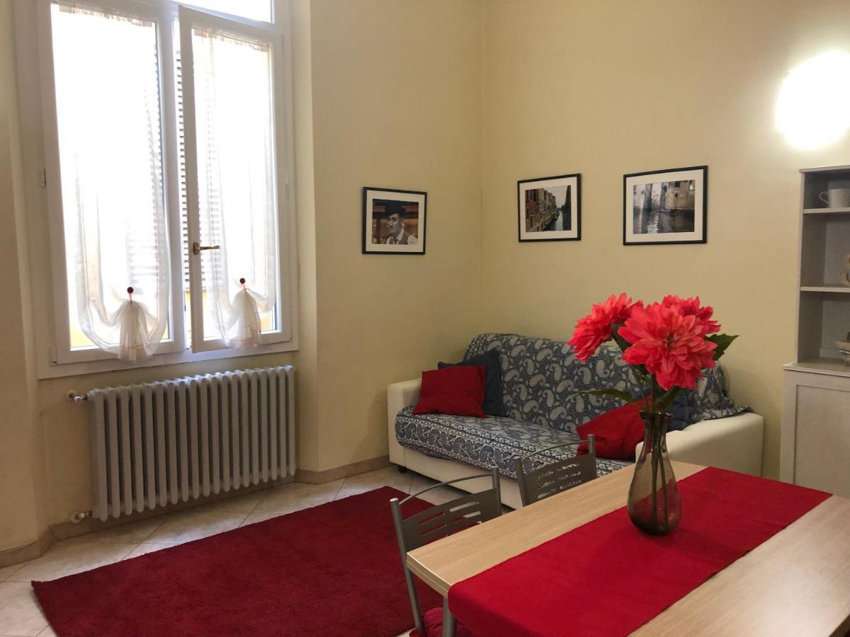 3 Perle All'accademia * Florence
