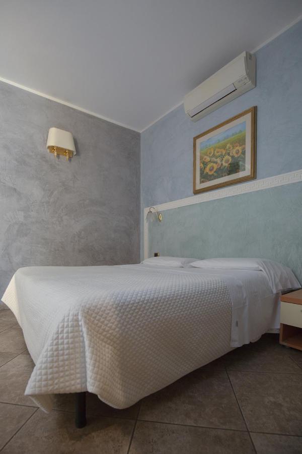 Angelica Hotel