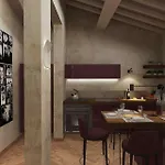 Oltrarno Apartments