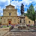 Historic Center Palace - Huge 4 Bedrooms Santa Croce Apartment - By Likehomeflorence