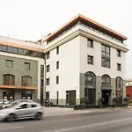Cosmopolitan Hotel