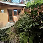 Careggi Garden Apartment