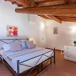Palazzo Ghibellina By Rental In Florence
