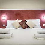 Brunelli Apartments Florence