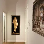 Luxury Art Apartment In Florence