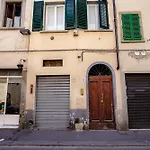 Cozy Apartment In San Frediano