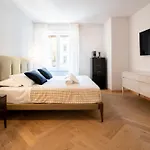The Old Palace- Luxury Suites Signoria