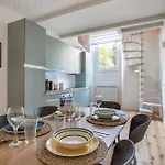 Fortezza House