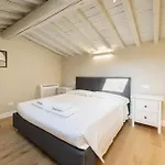 Pisana Modern By Mmega