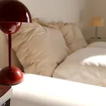 Bright And Spacious Esthers Room H