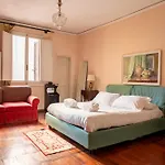 Suite Caravaggio- Camere Con Bagno Privato In Appartamento Condiviso Oltrarno