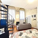 Chic Mamma Deluxe Loft Suite