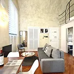 Chic Mamma Deluxe Loft Suite