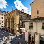 La Loggia Del Porcellino