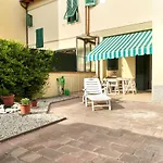 Careggi Garden Flat